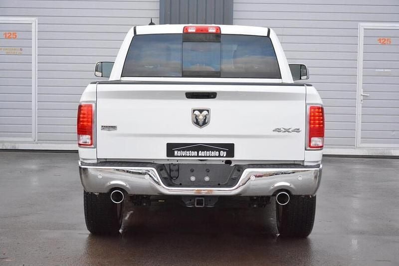 Käytetty Dodge Ram 243 HP (178 kW) 2018 Nouto