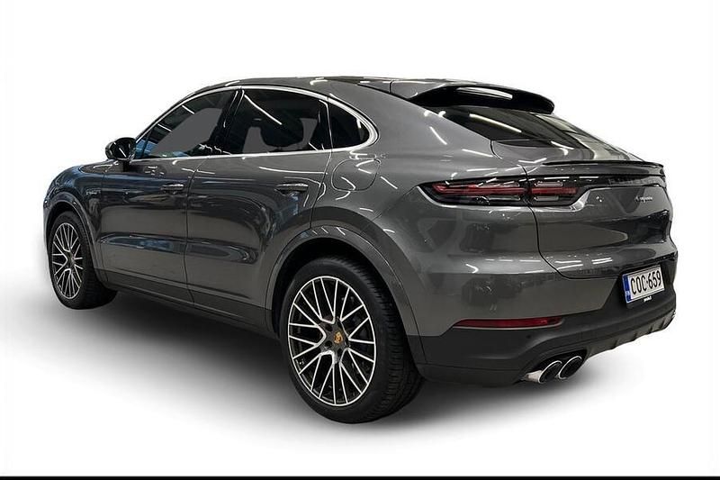 Käytetty Porsche Cayenne 462 HP (339 kW) 2020 Harmaa Katumaasturi