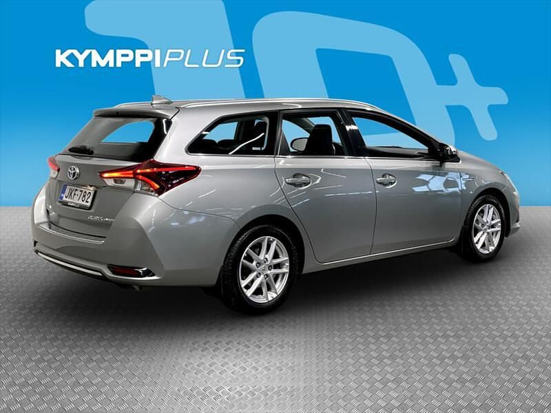 Käytetty Toyota Auris Touring Sports Active 99 HP (72 kW) 2017 Farmari