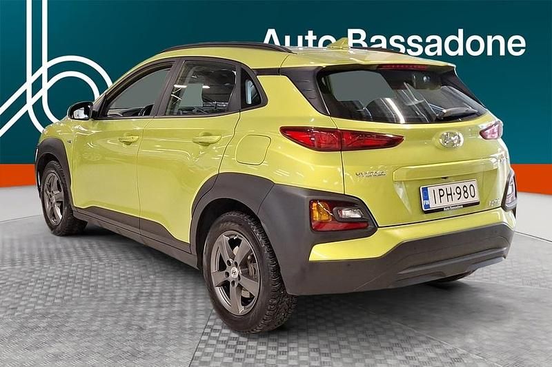 Käytetty Hyundai Kona Comfort 105 HP (77 kW) 2019 Katumaasturi