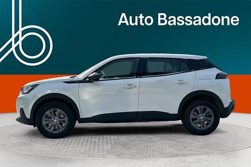 Käytetty Peugeot e-2008 Active 100 kW (136 HP) 2023 Katumaasturi