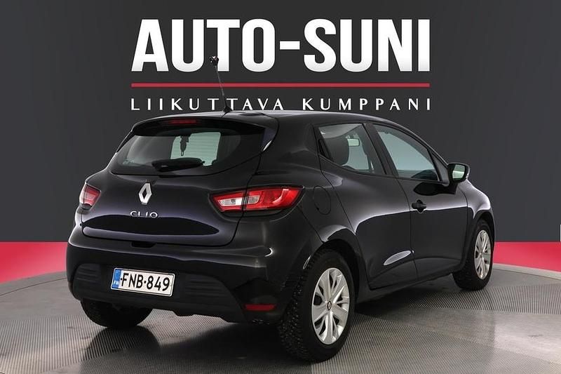 Käytetty Renault Clio IV LIMITED 73 HP (53 kW) 2017 Musta Viistoperä