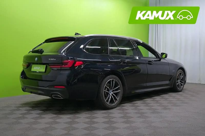 Käytetty BMW 530e M Sport 292 HP (214 kW) 2022 Musta Farmari