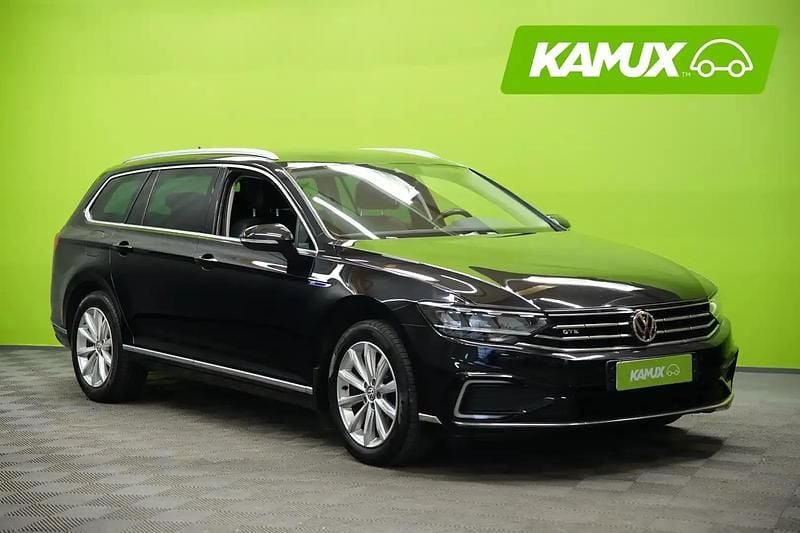 Musta Käytetty 2020 VW Passat GTE Farmari | 21 350 € (Perustarjous) - Kuva 1/4