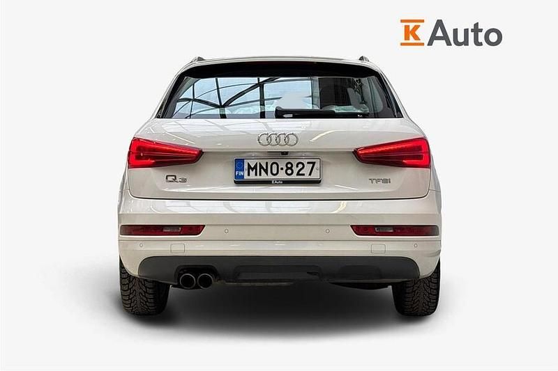 Käytetty Audi Q3 Business 150 HP (110 kW) 2018 Valkoinen Katumaasturi