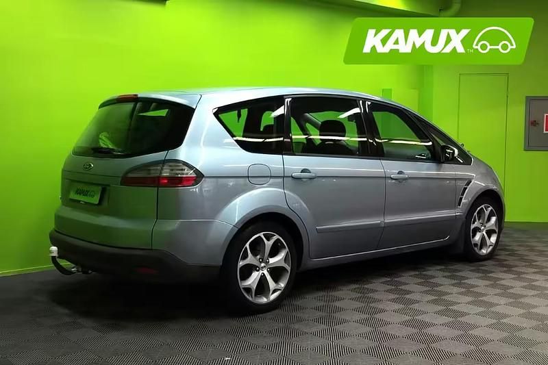 Käytetty Ford S-MAX Trend 2007 Tila-auto
