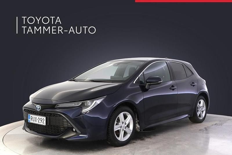 Käytetty Toyota Corolla Edition 122 HP (89 kW) 2023 8x8 dark blue Viistoperä