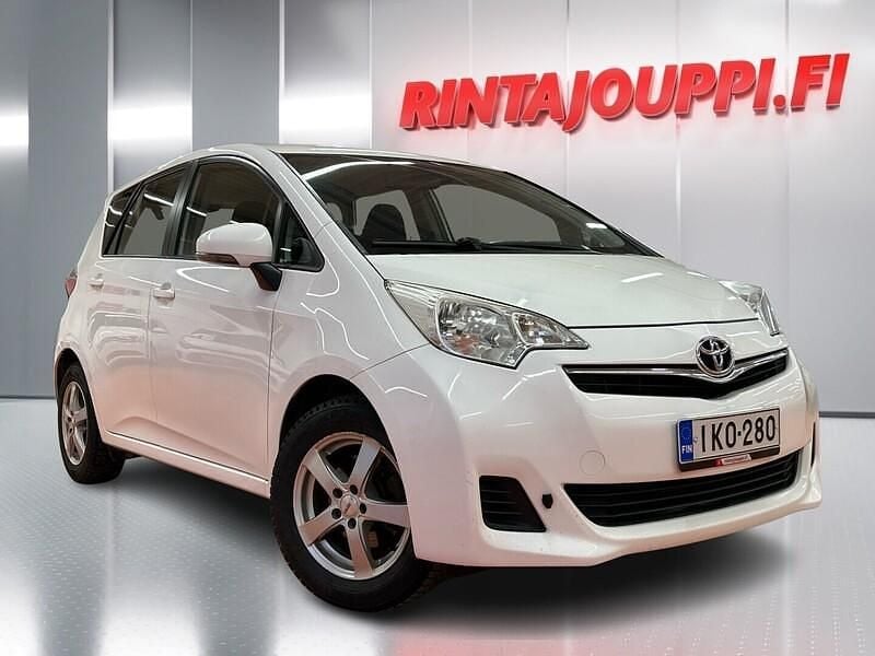 Käytetty 2012 Toyota Verso-S Sol Tila-auto | 5 700 € (Perustarjous) - Kuva 1/3