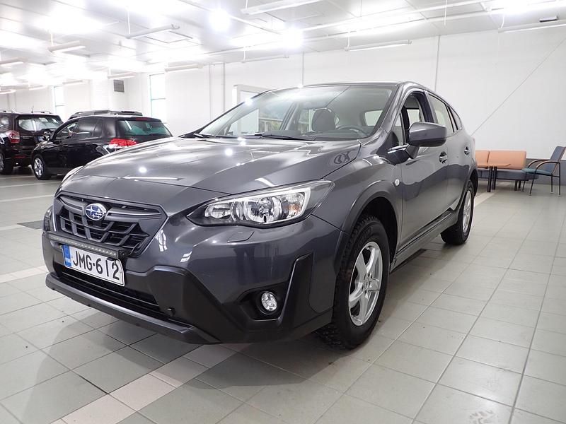 Käytetty Subaru XV 2022 Harmaa Katumaasturi