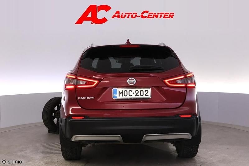 Käytetty Nissan Qashqai 360º 116 HP (85 kW) 2018 Katumaasturi