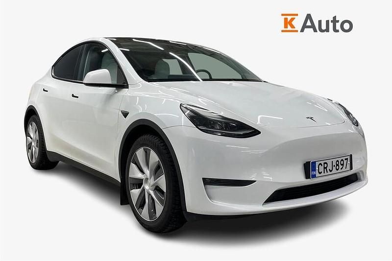 Käytetty 2023 Tesla Model Y Katumaasturi | 32 890 € (Perustarjous) - Kuva 1/3