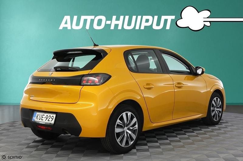 Käytetty Peugeot 208 Active 75 HP (55 kW) 2020 Viistoperä