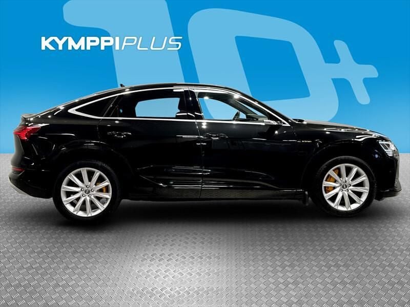 Käytetty Audi e-tron Sportback S-Line 300 kW (408 HP) 2020 Musta Katumaasturi