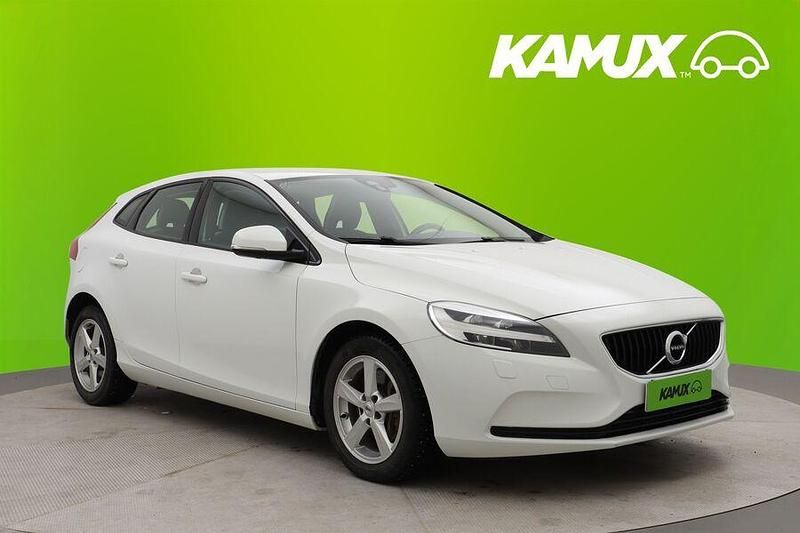 Käytetty 2019 Volvo V40 Business Edition Viistoperä | 19 900 € (Perustarjous) - Kuva 1/3