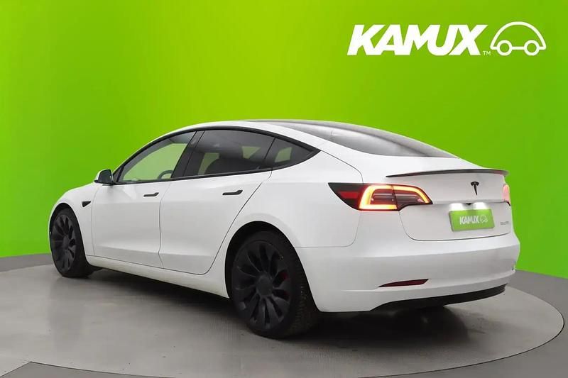 Käytetty Tesla Model 3 Performance 392 kW (534 HP) 2022 Valkoinen Sedan