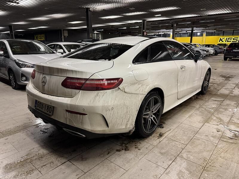 Käytetty Mercedes E220 Business 194 HP (142 kW) 2019 Coupe - kaksiovinen