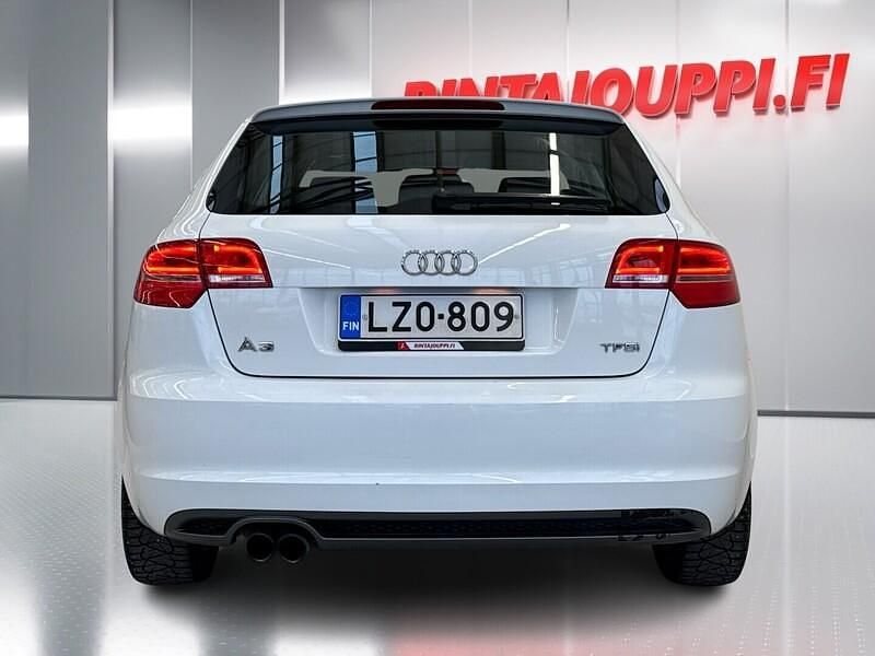 Käytetty Audi A3 Sportback Attraction 125 HP (91 kW) 2011 Viistoperä