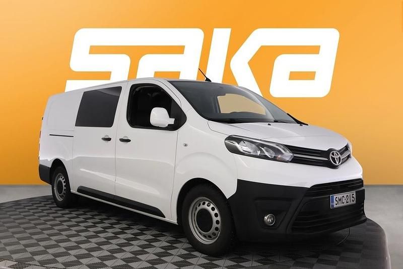 Käytetty Toyota Proace 177 HP (130 kW) 2017 Tila-auto
