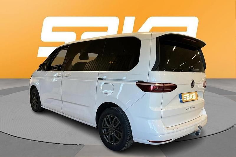 Käytetty VW Multivan Style 218 HP (160 kW) 2023 Van