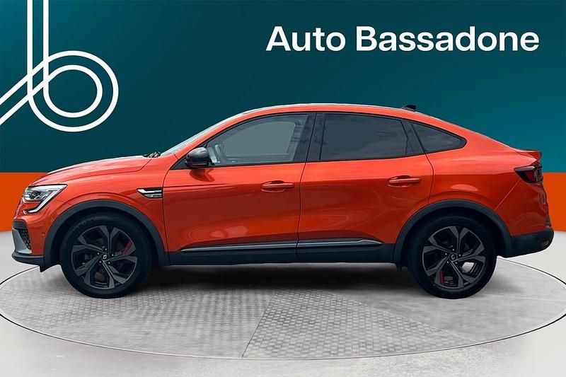 Käytetty Renault Arkana R.S. 143 HP (105 kW) 2021 Katumaasturi