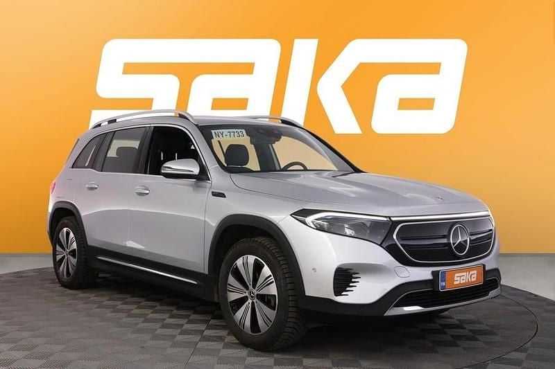 Käytetty Mercedes EQB300 Business 167 kW (228 HP) 2023 Katumaasturi