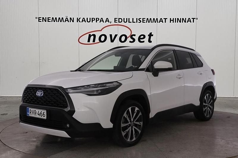 Käytetty Toyota Corolla Cross Edition 140 HP (102 kW) 2024 Valkoinen Katumaasturi