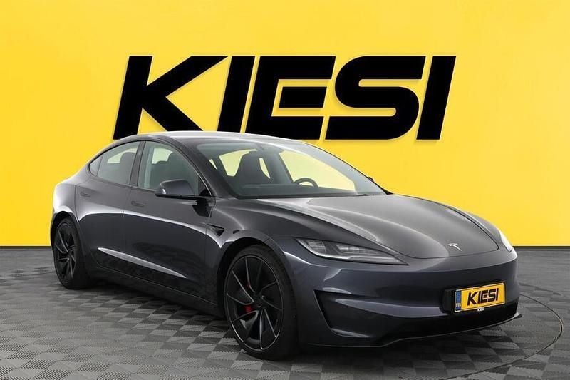 Käytetty 2024 Tesla Model 3 Performance Sedan | 50 990 € - Kuva 1/3