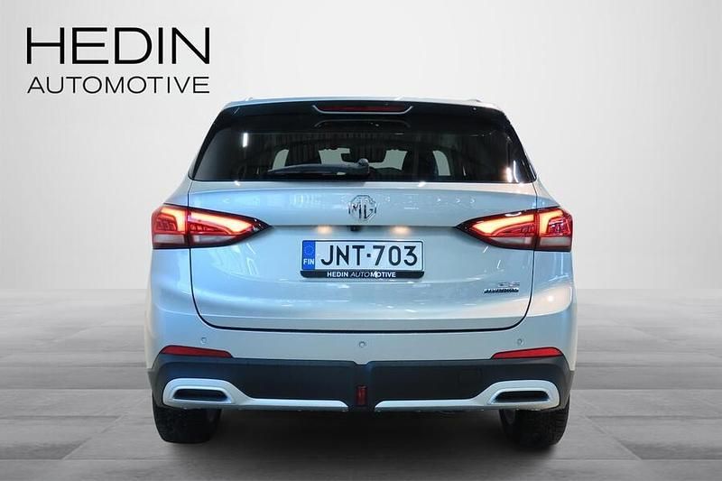 Käytetty MG ZS Luxury 197 HP (144 kW) 2025 Harmaa Katumaasturi