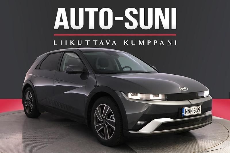 Harmaa Käytetty 2025 Hyundai Ioniq 5 Style Katumaasturi | 53 900 € - Kuva 1/3