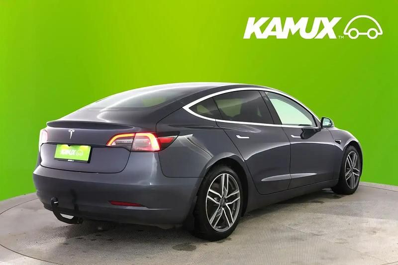 Käytetty Tesla Model 3 258 kW (351 HP) 2019 Harmaa Sedan