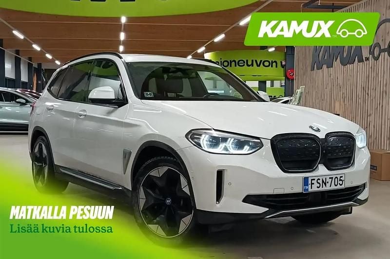 Valkoinen Käytetty 2021 BMW iX3 Impressive Katumaasturi | 31 990 € (Supertarjous) - Kuva 1/4