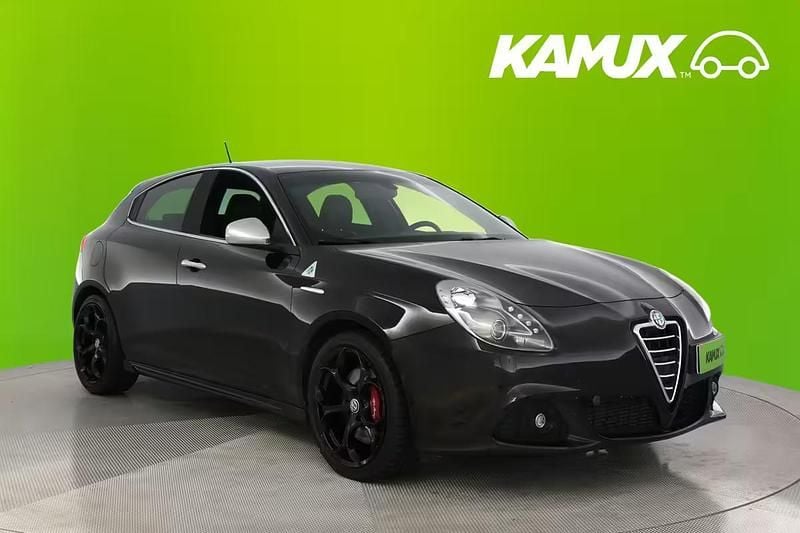 Musta Käytetty 2013 Alfa Romeo Giulietta Quadrifoglio Verde Viistoperä | 13 900 € (Hieman kallis) - Kuva 1/4