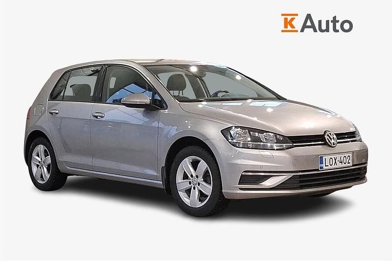 Käytetty 2018 VW Golf VII Comfortline Viistoperä | 14 900 € (Perustarjous) - Kuva 1/3