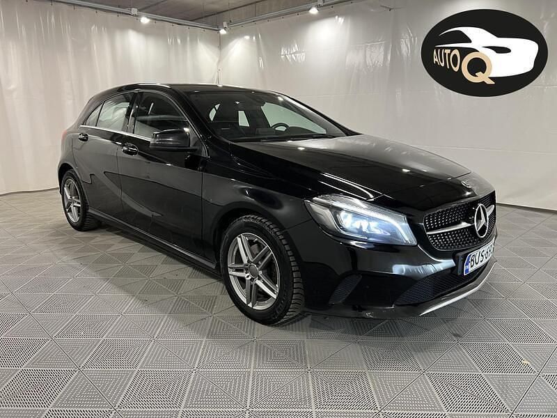 Käytetty 2017 Mercedes A180 Edition Viistoperä | 12 490 € (Perustarjous) - Kuva 1/4