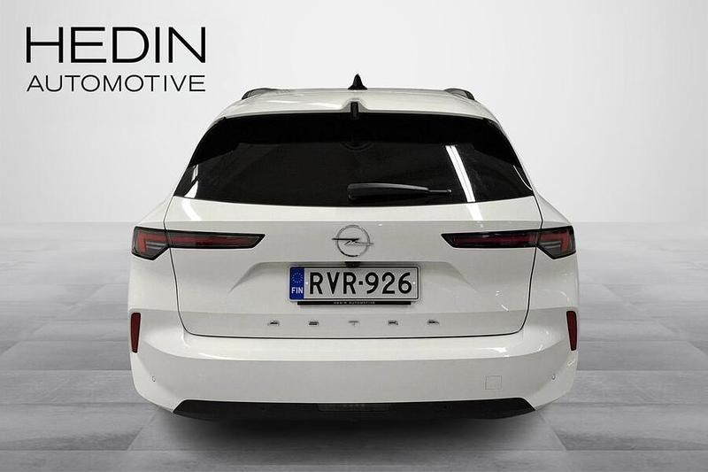 Käytetty Opel Astra Edition 131 HP (96 kW) 2024 Valkoinen Farmari