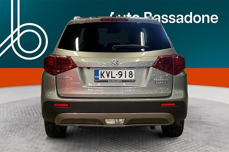 Käytetty Suzuki Vitara GL 129 HP (94 kW) 2024 Katumaasturi