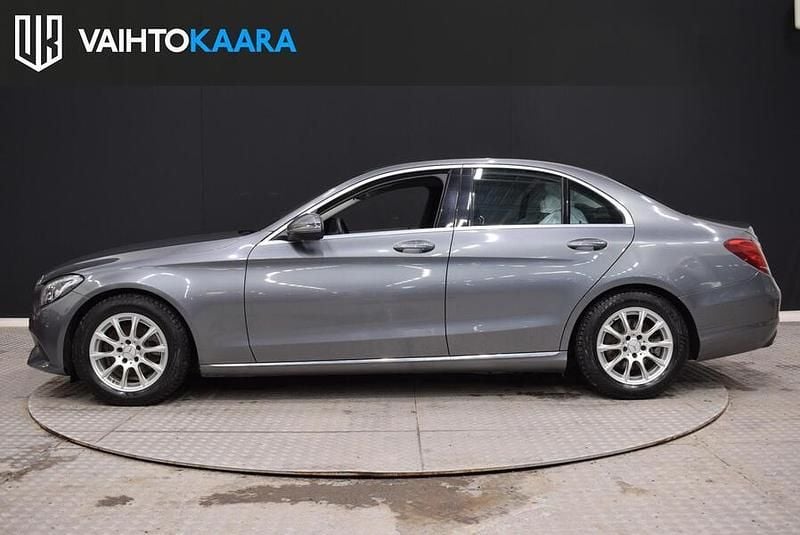 Käytetty Mercedes C180 Business 116 HP (85 kW) 2017 Sedan