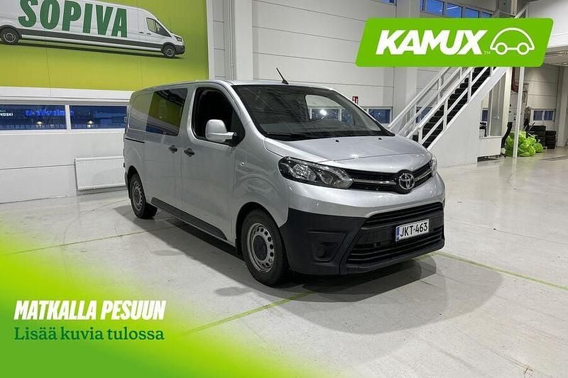 Hopea / harmaa Käytetty 2018 Toyota Proace Tila-auto | 17 490 € (Hyvä tarjous) - Kuva 1/3