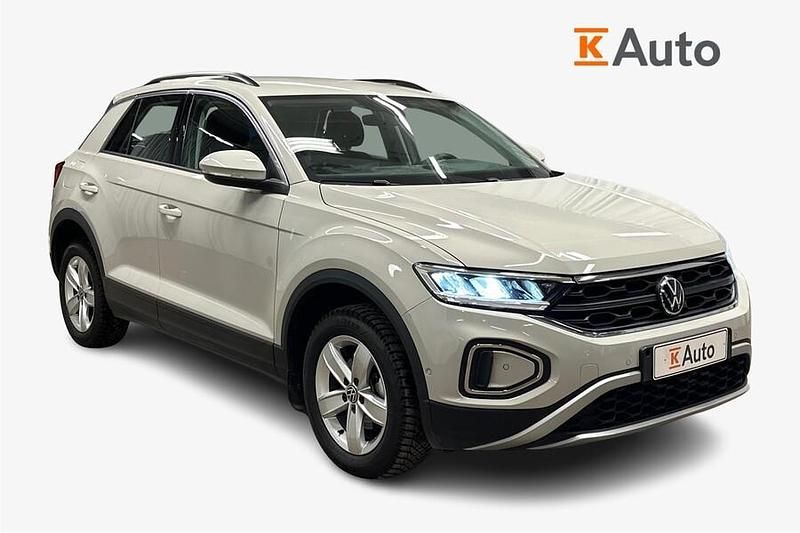Käytetty 2024 VW T-Roc Comfortline Katumaasturi | 32 990 € (Perustarjous) - Kuva 1/3