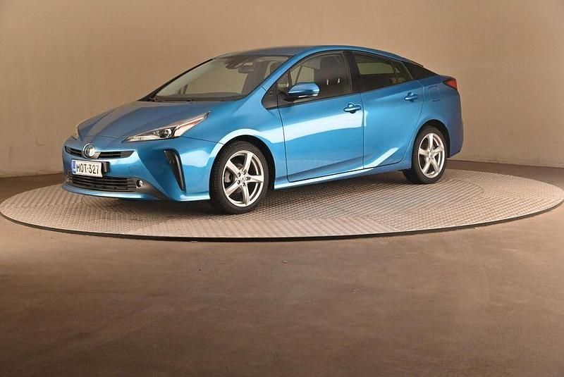 Käytetty 2023 Toyota Prius Business Edition Viistoperä | 29 900 € (Perustarjous) - Kuva 1/4