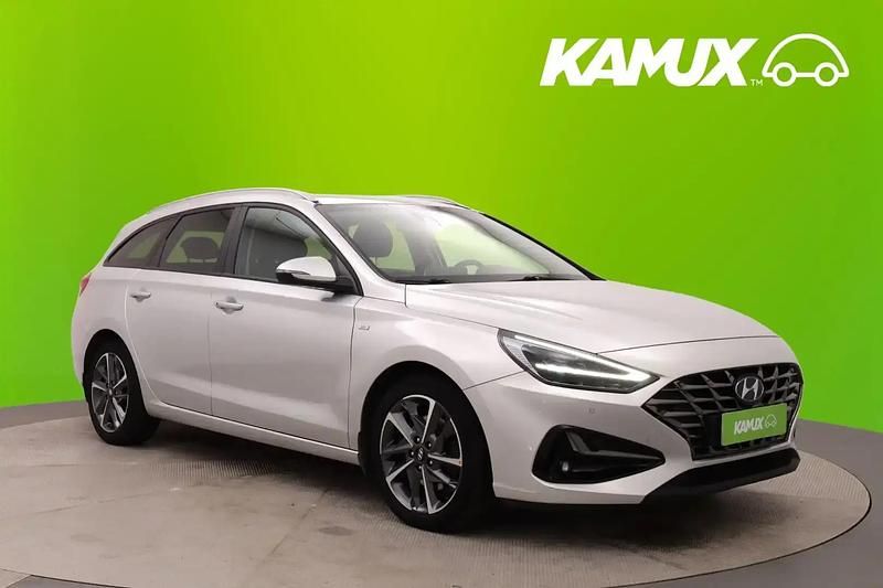 Hopea / harmaa Käytetty 2021 Hyundai i30 Style Farmari | 17 900 € (Perustarjous) - Kuva 1/4