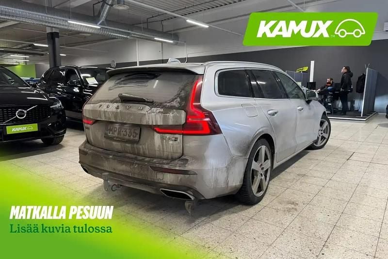 Käytetty Volvo V60 Inscription 340 HP (250 kW) 2020 Hopea / harmaa Farmari