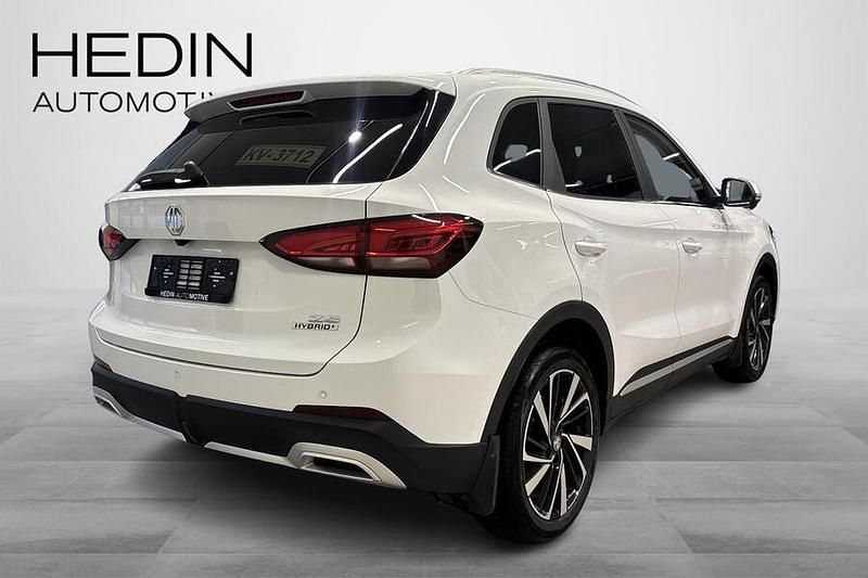 Uusi MG ZS Luxury 197 HP (144 kW) 2025 Valkoinen Katumaasturi