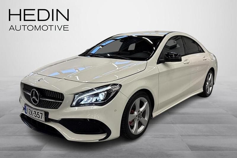 Käytetty Mercedes CLA200 Business 136 HP (100 kW) 2017 Valkoinen Coupe - kaksiovinen