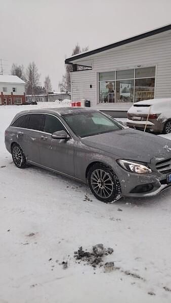 Harmaa Käytetty 2014 Mercedes C180 Business Farmari | 17 900 € (Perustarjous) - Kuva 1/4