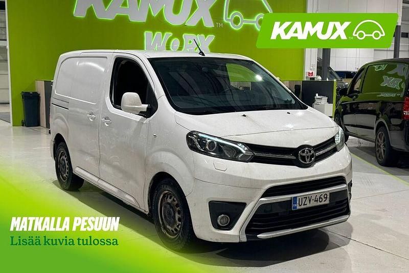 Valkoinen Käytetty 2017 Toyota Proace Tila-auto | 9 800 € (Hieman kallis) - Kuva 1/3