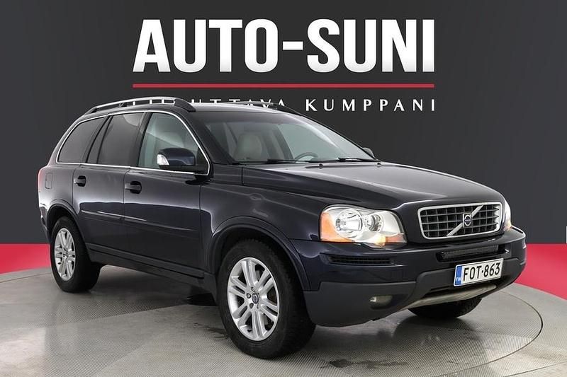 Käytetty Volvo XC90 Summum 185 HP (136 kW) 2006 Katumaasturi