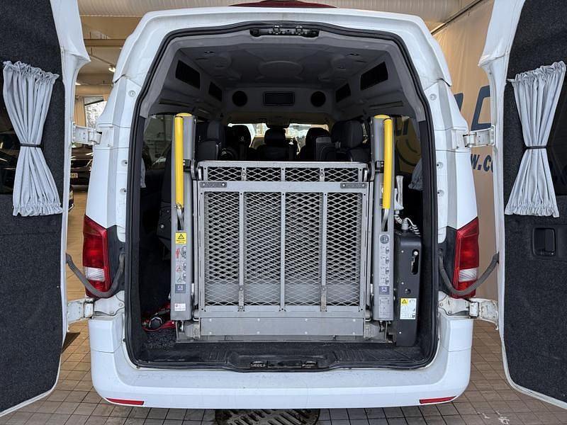 Käytetty Mercedes Vito 163 HP (119 kW) 2018 Van