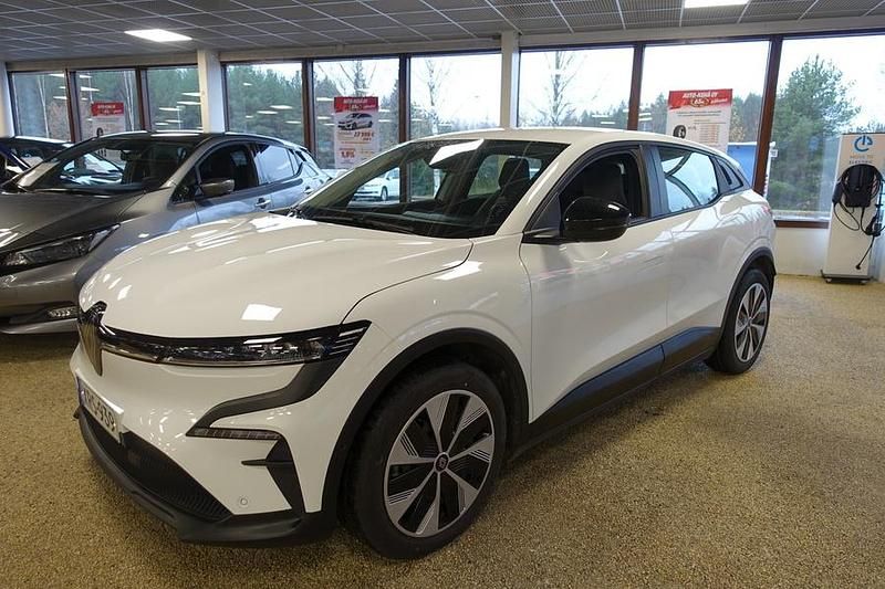 Valkoinen Käytetty 2024 Renault Mégane IV Evolution Viistoperä | 29 990 € - Kuva 1/4