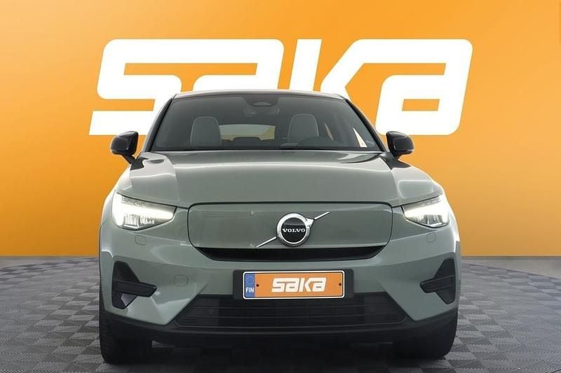 Käytetty Volvo C40 Core 169 kW (231 HP) 2023 Katumaasturi